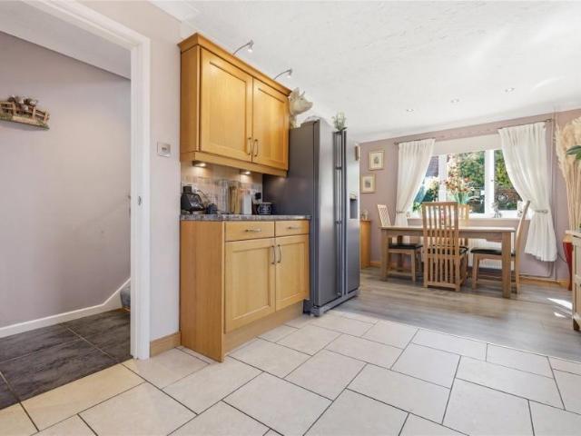 House for sale in Chipping Hill, Essex