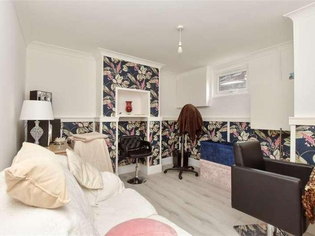 House for sale in Luton, Chatham