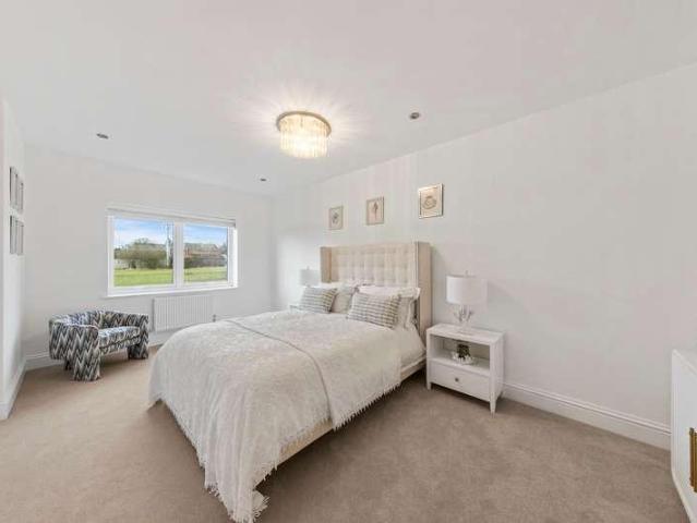 House for sale in Twiss Green, Warrington