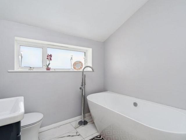 House for sale in Lunnon, Buckinghamshire