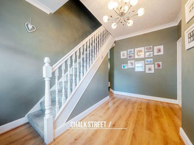 House for sale in Romford, Havering