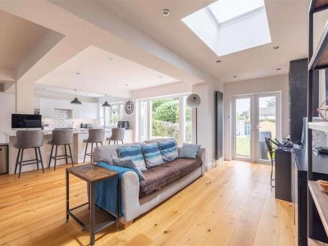 House for sale in Clewer Village, Windsor
