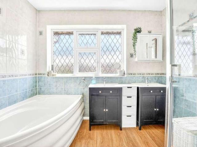 House for sale in London Borough of Redbridge, Greater London