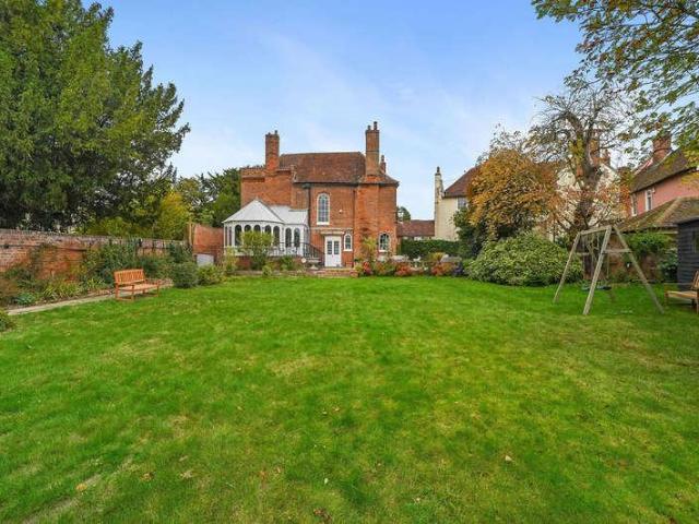 House for sale in Chipping Hill, Essex
