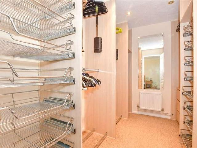 House for sale in Ringlestone, Midway