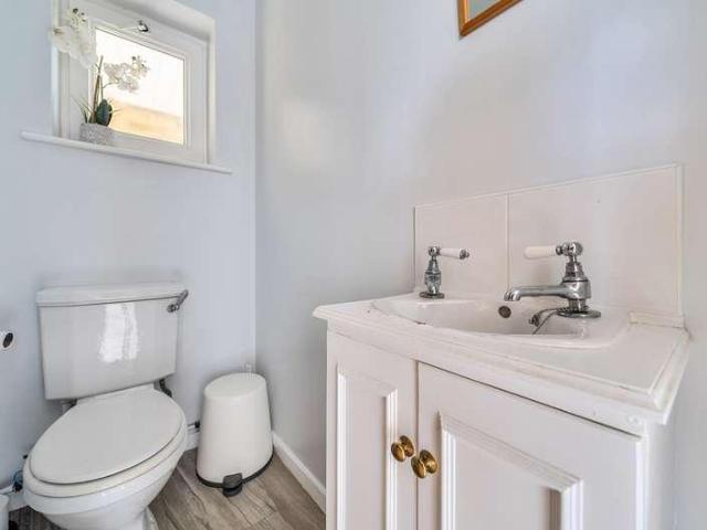 House for sale in Bolton Low Houses, Hampshire