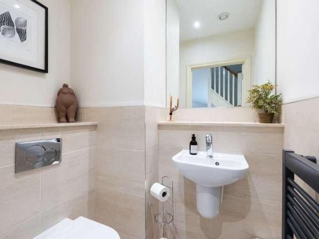 House for sale in Kingsmead, Bath