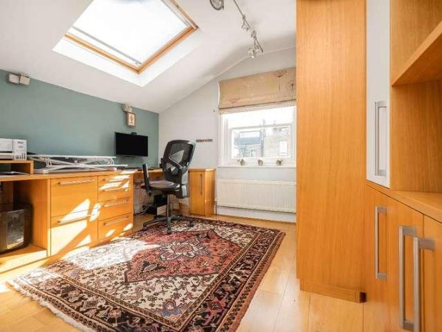 House for sale in London Borough of Richmond upon Thames, Greater London