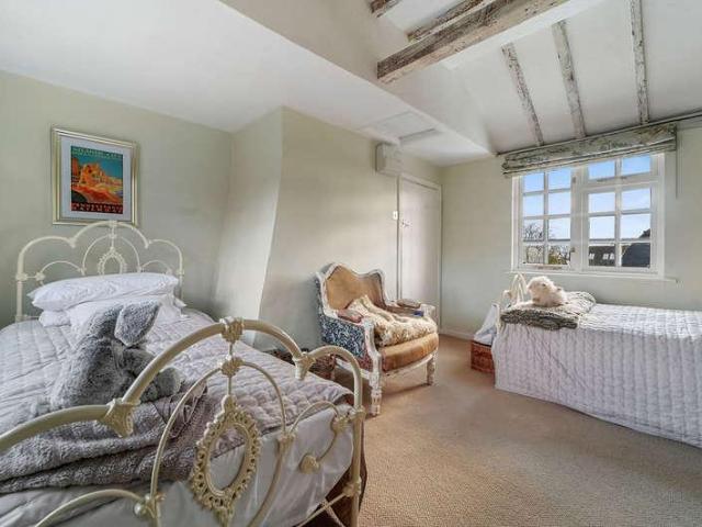 House for sale in Chipping Hill, Essex