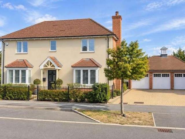 House for sale in Chipping Hill, Essex