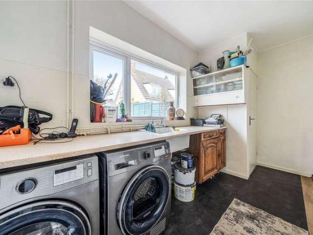 House for sale in Chipping Hill, Essex