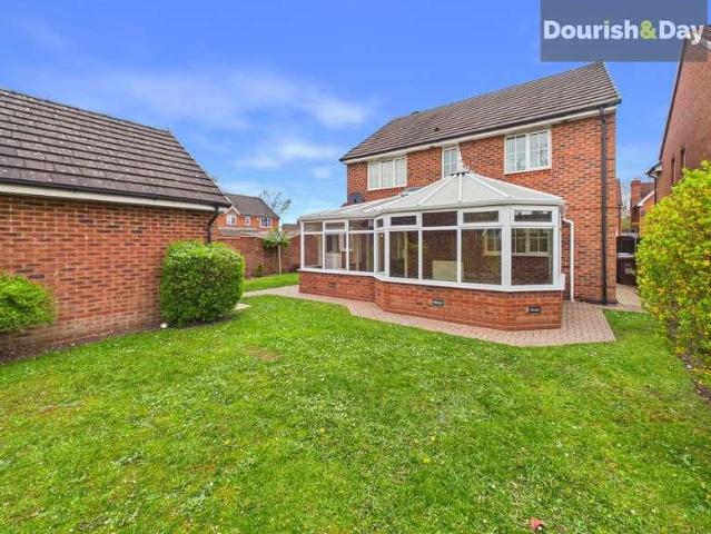 House for sale in Broomhill, Chadsmoor