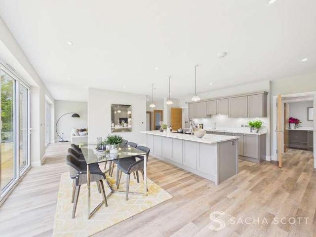 House for sale in Red Hill, Surrey