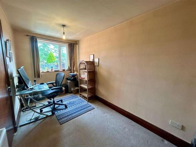 House for sale in Heald Green, Greater Manchester