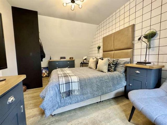 House for sale in Royston, South Yorkshire