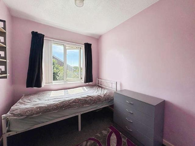 House for sale in Cadbury Heath, South Gloucestershire