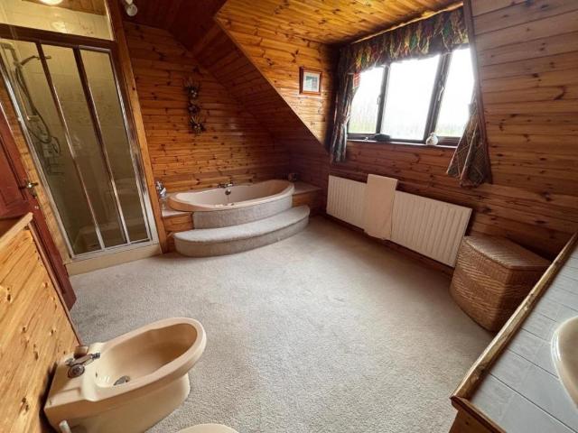 House for sale in Costhorpe, East Midlands