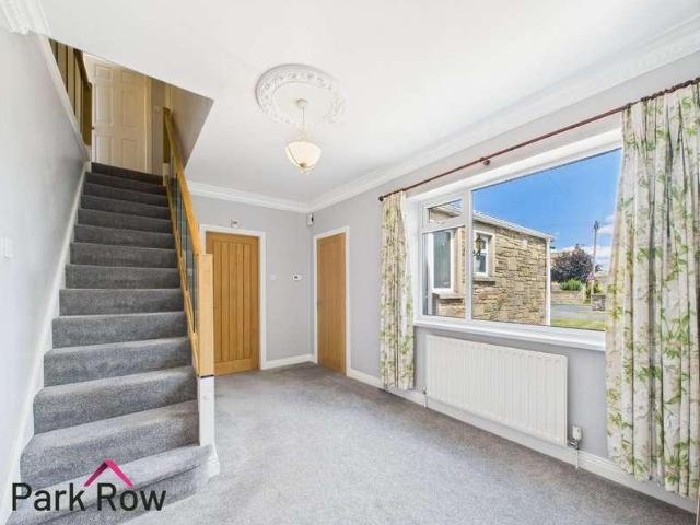 House for sale in Leeds