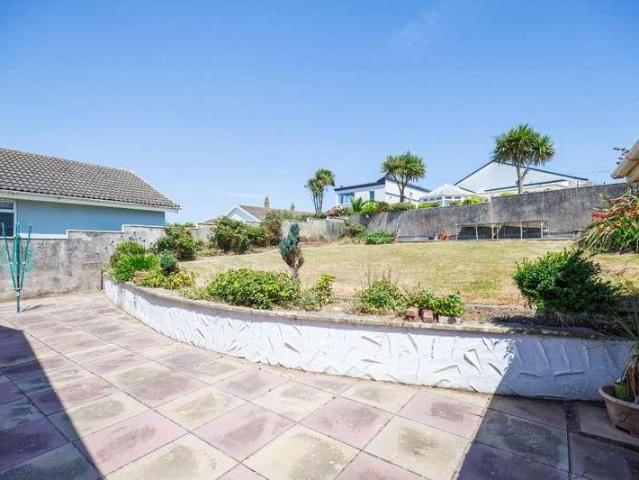 House for sale in Ogmore-by-sea, Wales