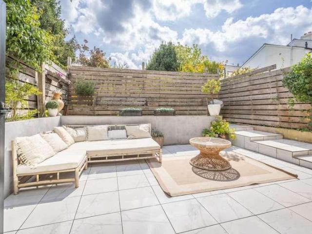 House for sale in St James, Sandown Park