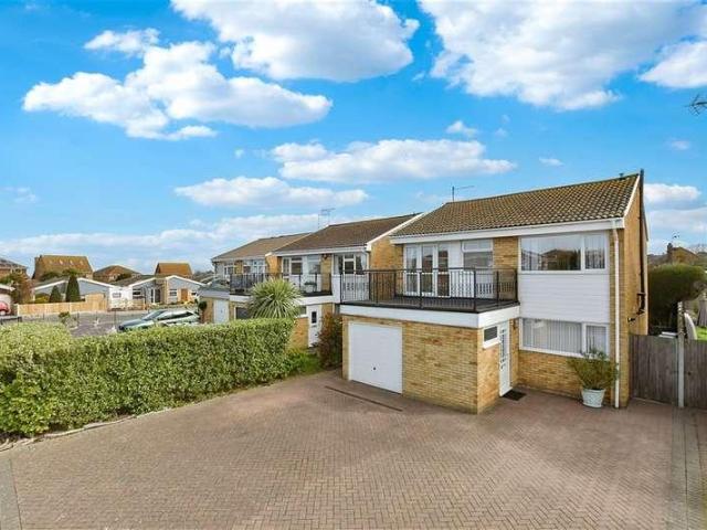 House for sale in Acol, Kent