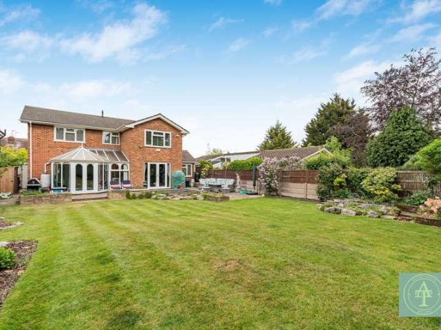 House for sale in Greater London