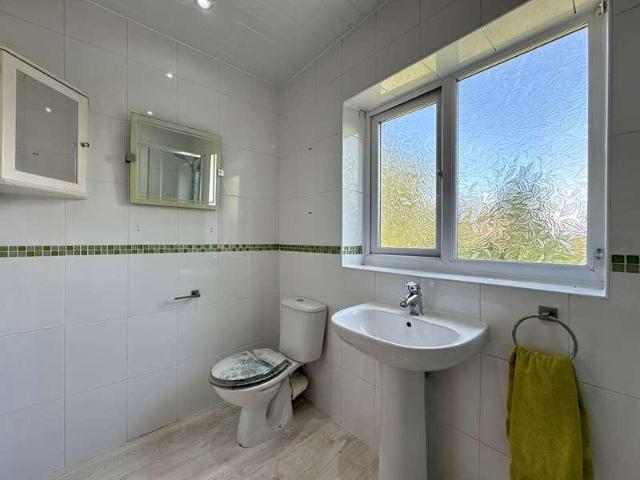 House for sale in Liverpool, Little Altcar