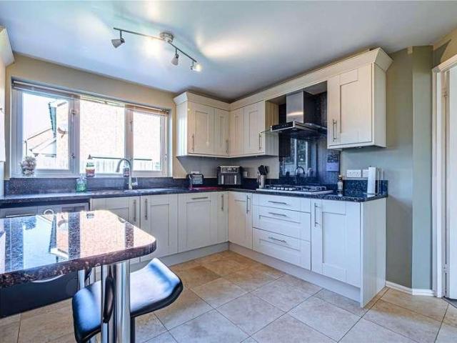 House for sale in Pouchen End, Hertfordshire