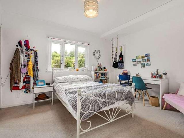 House for sale in Strode, Devon