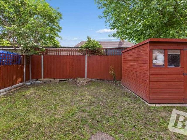 House for sale in Greater London