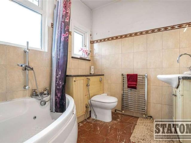House for sale in Cockfosters, Greater London