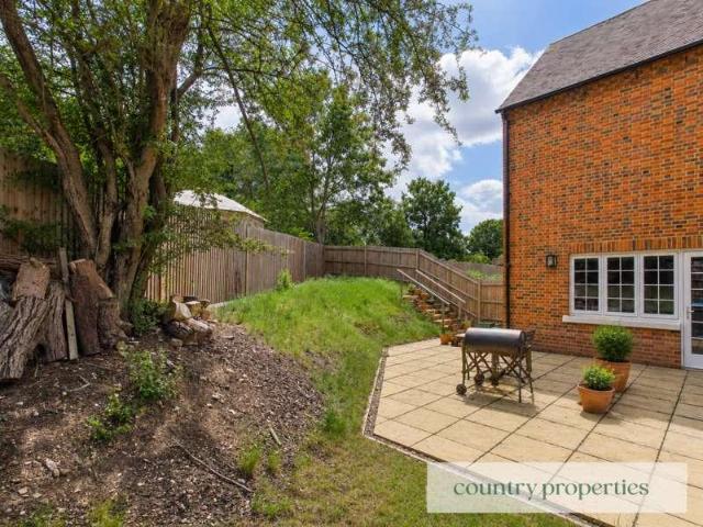 House for sale in Hatfield, Fretherne