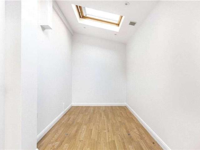 House for sale in Greater London