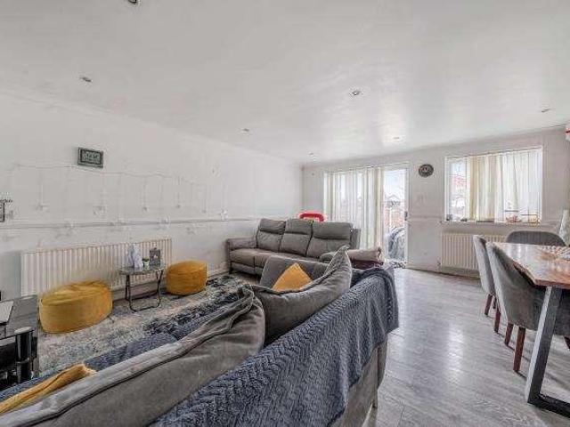 House for sale in Slough