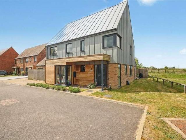 House for sale in Arminghall, Burgh St Peter