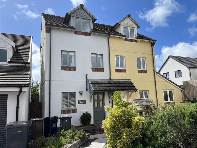 House for sale in Strode, Devon
