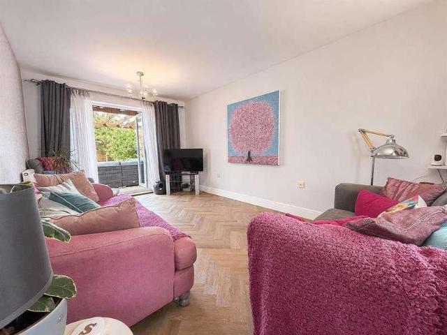 House for sale in Myton Park, Green Close
