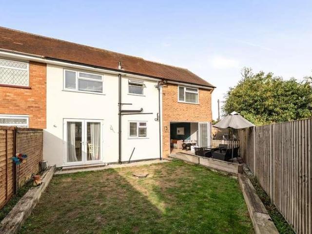House for sale in London Borough of Hillingdon, Greater London