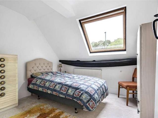 House for sale in Marehill, Horsham