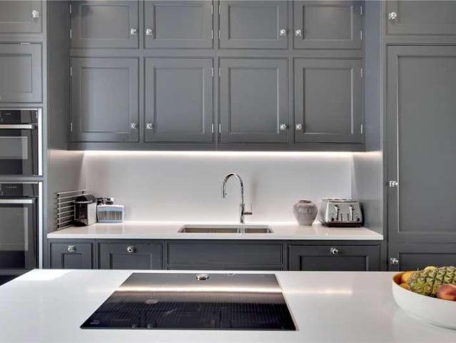 House for sale in East Greenwich, Greater London