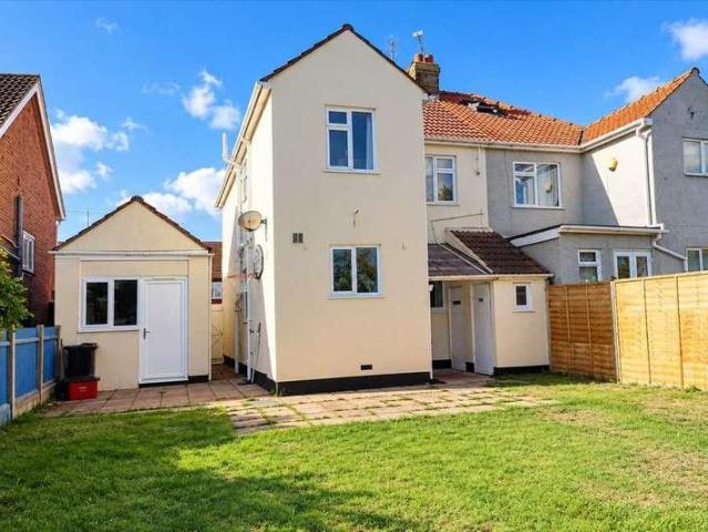 House for sale in Clacton-on-Sea, Tendring