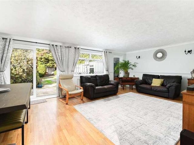 House for sale in Staines-upon-Thames, Surrey