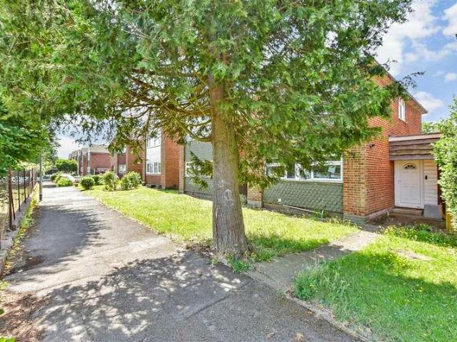 House for sale in Chatham