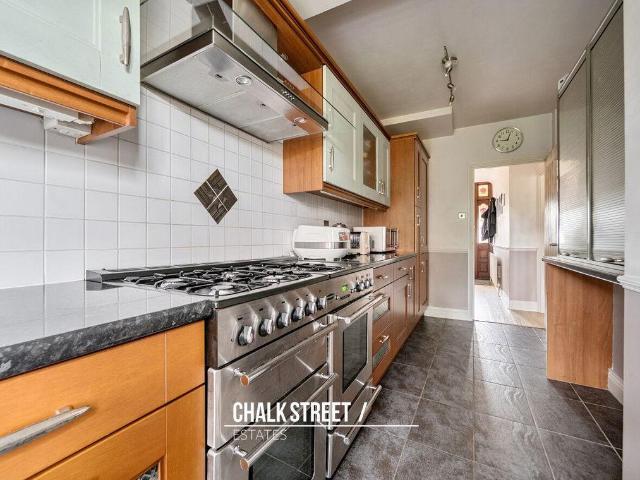 House for sale in Hornchurch, Greater London