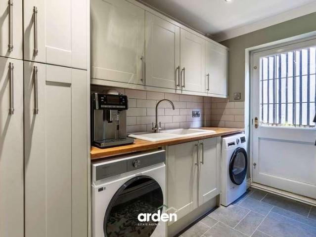 House for sale in Bromsgrove, Worcestershire
