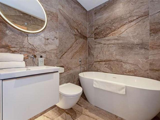 House for sale in Barnham and Eastergate, Clapham