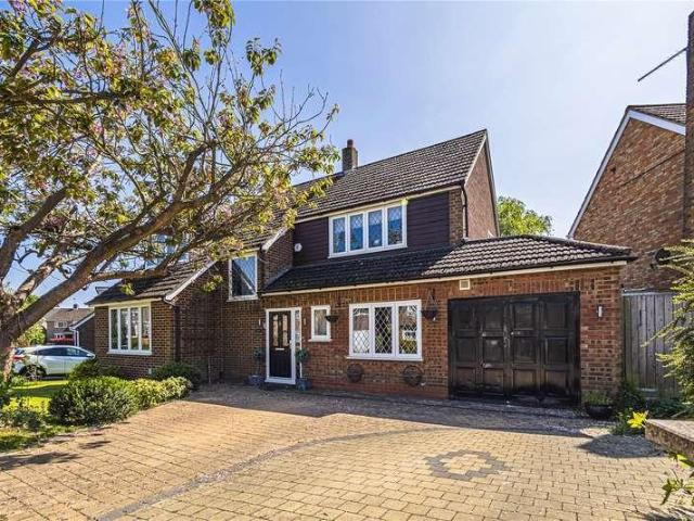 House for sale in Pouchen End, Hertfordshire