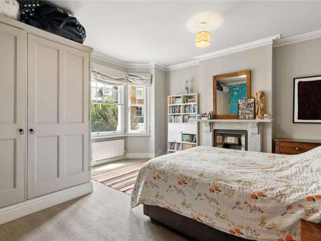 House for sale in Norbiton, Greater London
