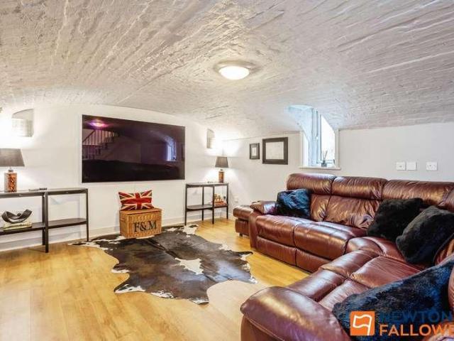 House for sale in Grantham, Barholm