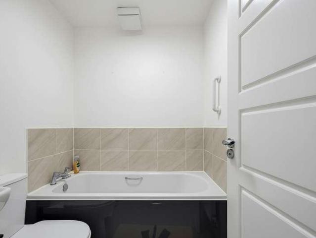 House for sale in Pentre-chwyth, Swansea